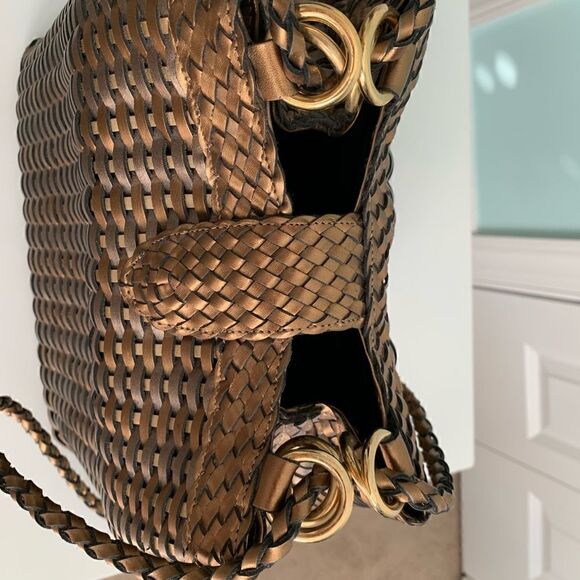1980's CEM Metallic Leather Woven Basket Bag - Picture 3 of 10